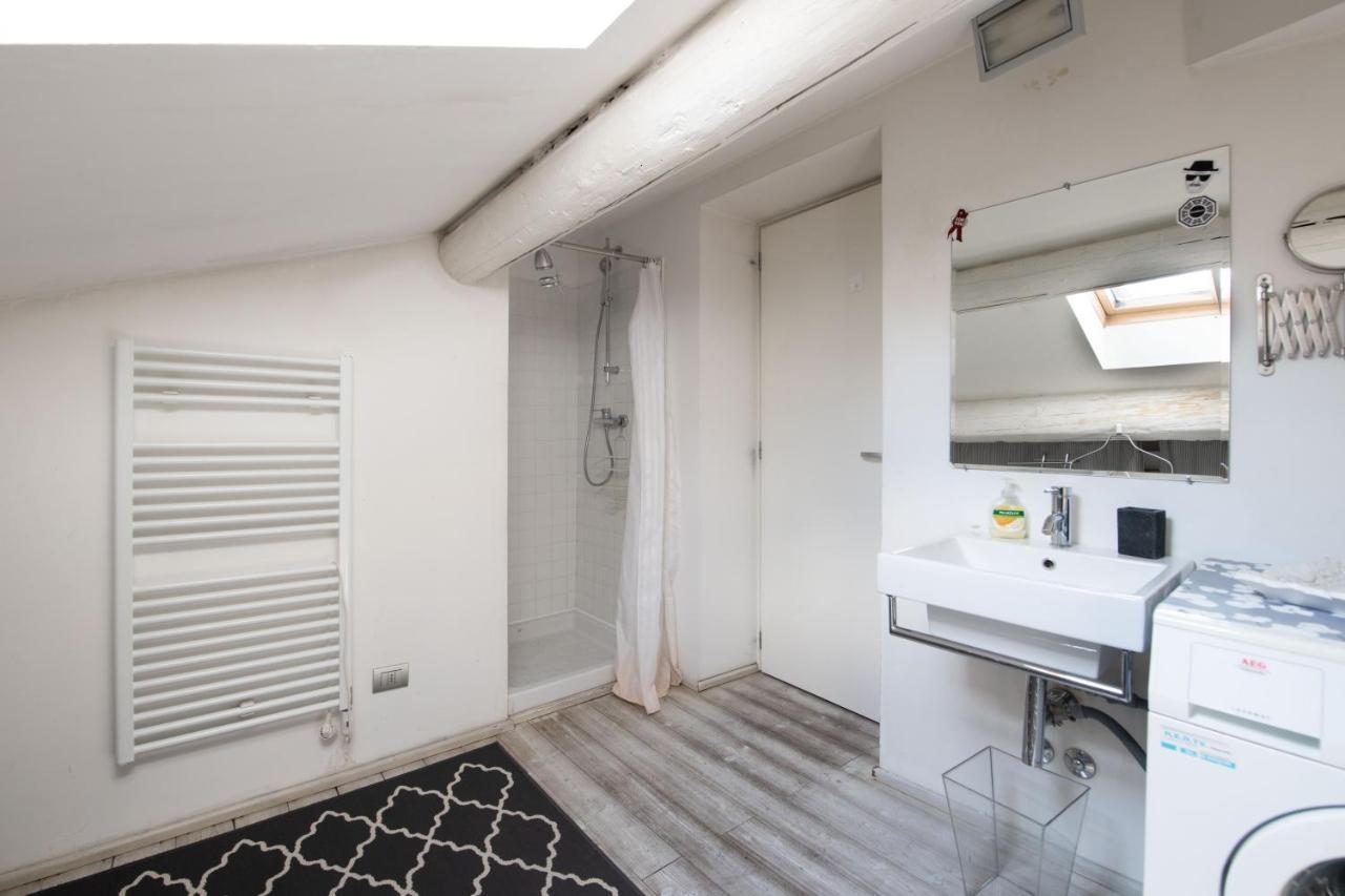 Stunning Top Floor Flat In The Heart Of Verona Exterior photo