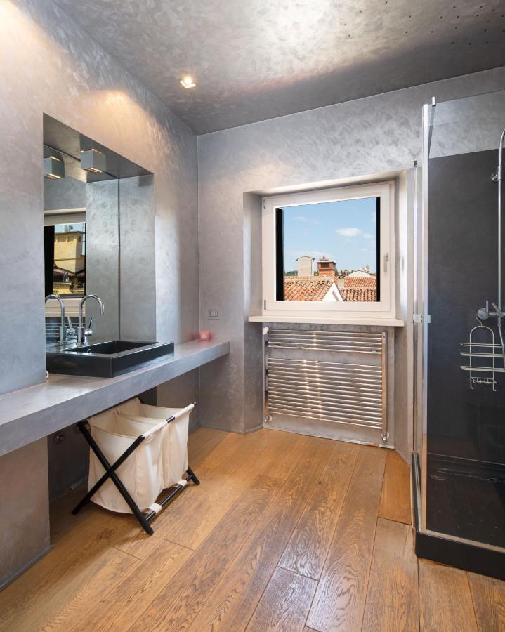 Stunning Top Floor Flat In The Heart Of Verona Exterior photo